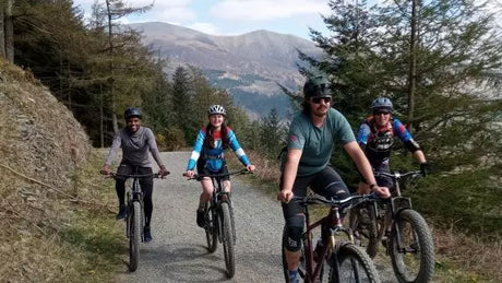 The Big Debate: Should You Buy a Hardtail or Full-Suspension E-Bike?