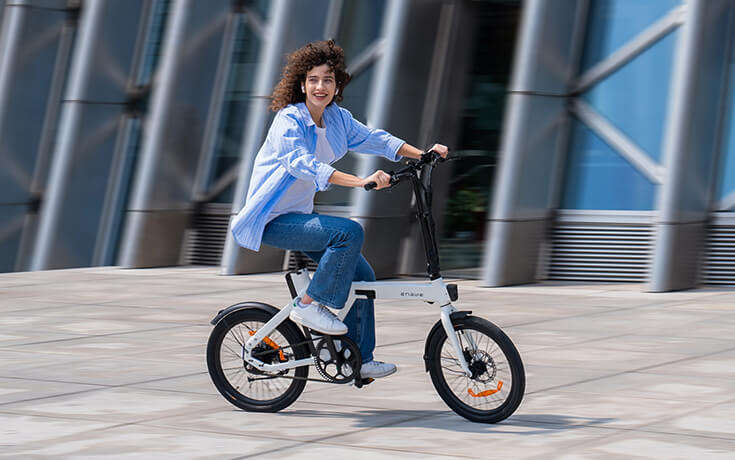 riding the best small electric bike engwe p20 