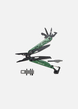 a 25-in-1 multifunctional EDC tool