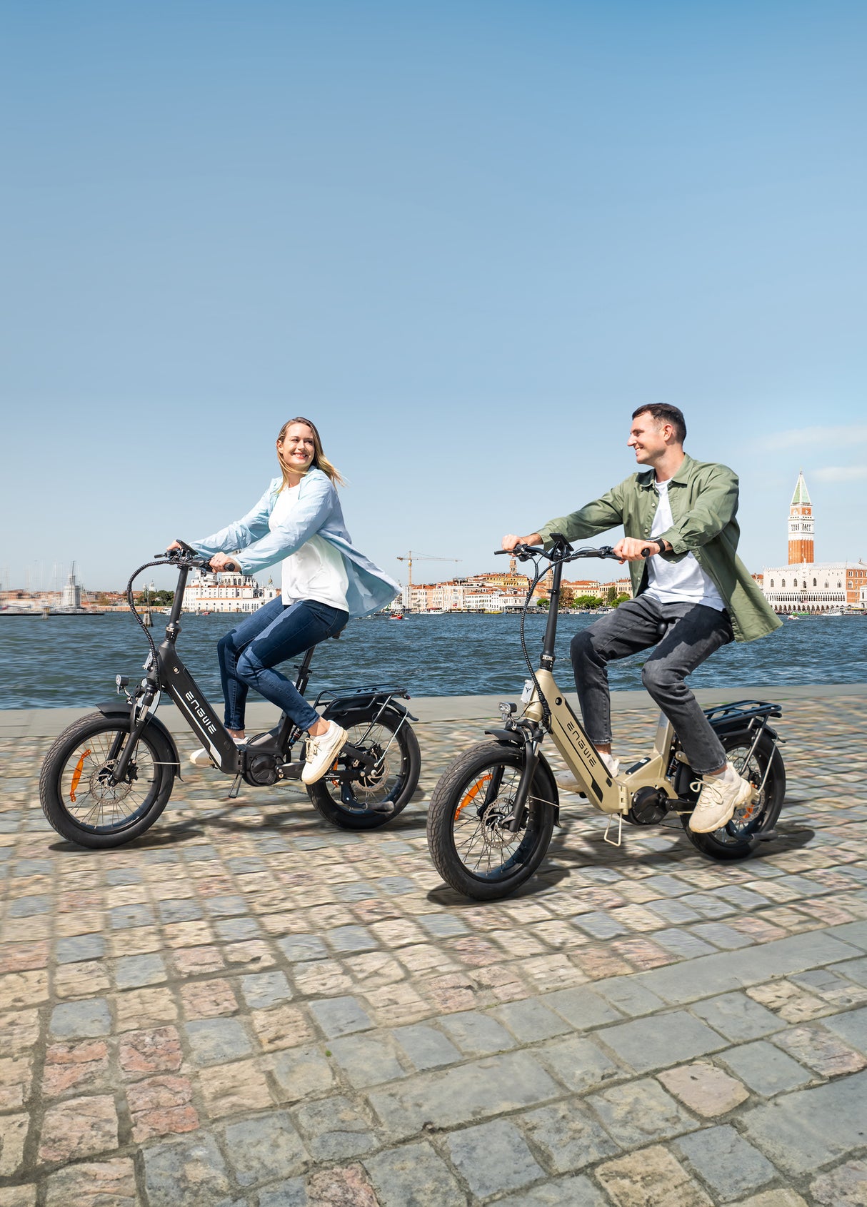 2 persons riding foldable e bicycle ENGWE  L20 3.0 Pro 